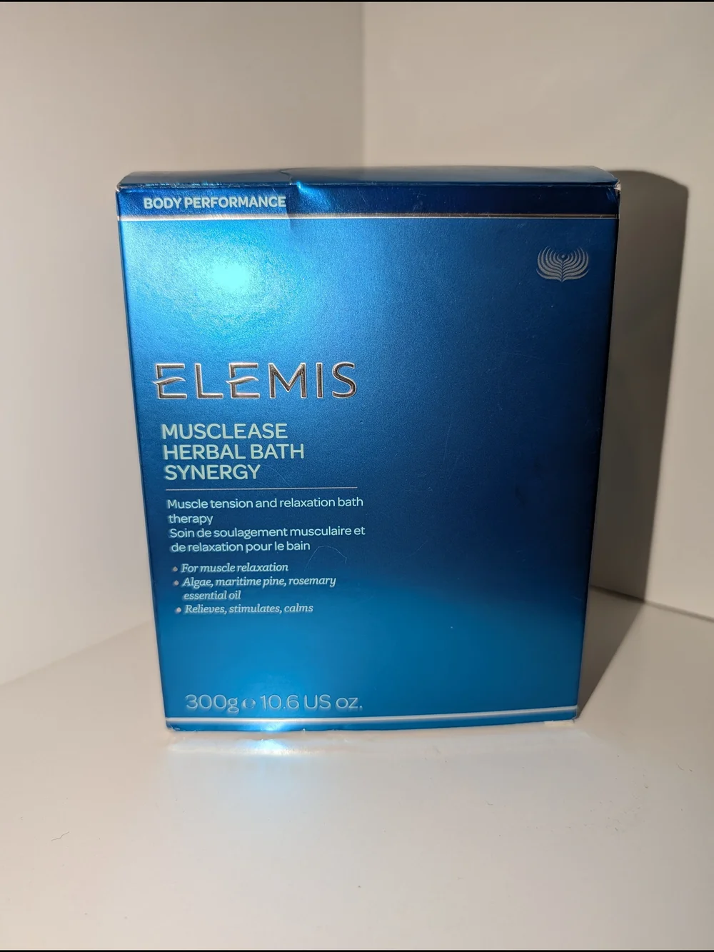 ELEMIS Musclease Herbal Bath Synergy — Metallic Blue Box